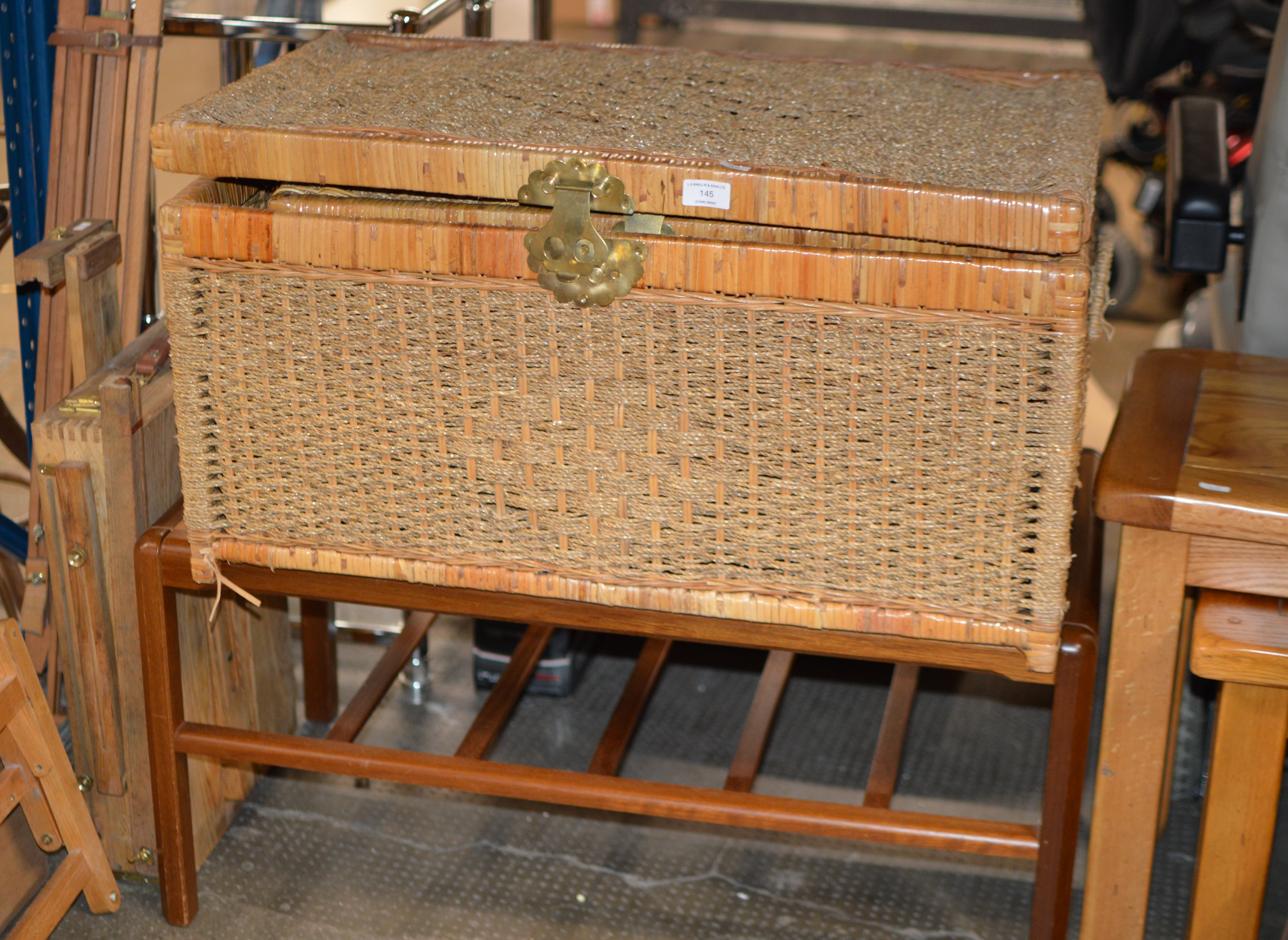 TEAK COFFEE TABLE & GRADUATED SET OF WICKER HAMPERS