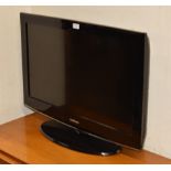 SAMSUNG 32" LCD TV