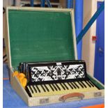 CALANTI ACCORDION WITH CARRY CASE