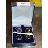 4 VARIOUS 9 CARAT GOLD DRESS STONE RINGS - APPROXIMATE WEIGHT = 15.6 GRAMS