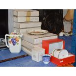 QUANTITY VARIOUS BOXED WALL PLATES, BOXED SPODE PORCELAIN ETC