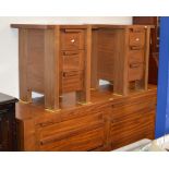 MODERN SIDE BY SIDE 6 DRAWER CHEST WITH PAIR OF MATCHING 3 DRAWER BEDSIDE CHESTS