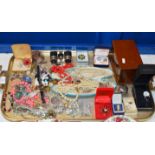 TRAY WITH QUANTITY COSTUME JEWELLERY, VARIOUS BEADS, WRIST WATCHES, BROOCHES, EARRINGS ETC