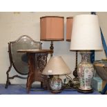 MAHOGANY SWING MIRROR, EASTERN FOLDING TABLE & 4 VARIOUS LAMPS