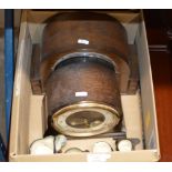 BOX CONTAINING 2 MANTLE CLOCKS & VARIOUS TOBY JUGS