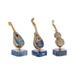 Tre modelli di piccoli strumenti musicali