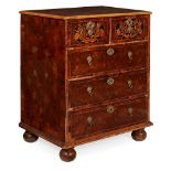 WILLIAM AND MARY WALNUT OYSTER VENEERED AND MARQUETRY CHEST OF DRAWERS LATE 17TH/ EARLY 18TH
