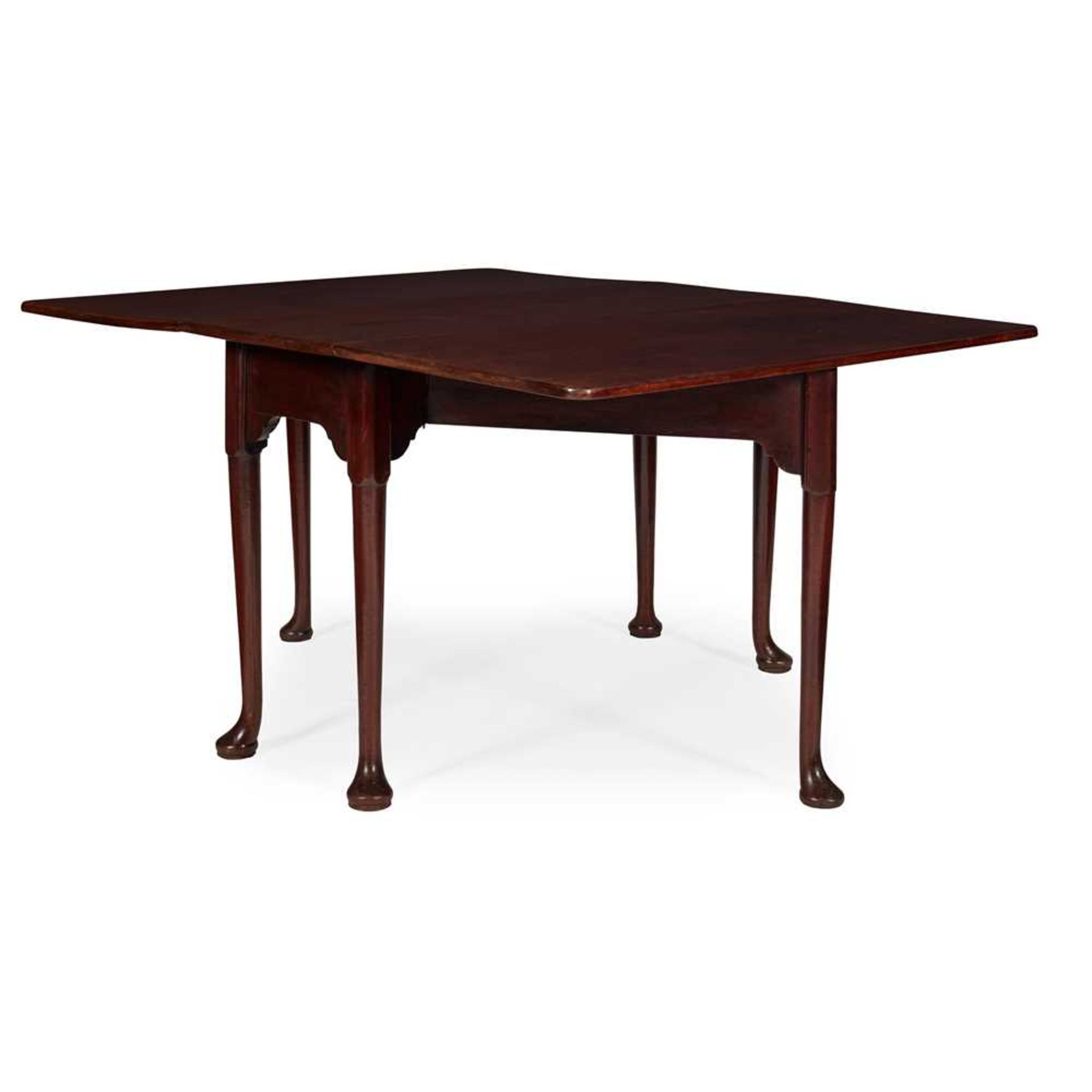 GEORGE II MAHOGANY DROP-LEAF DINING TABLE MID 18TH CENTURY - Bild 2 aus 3