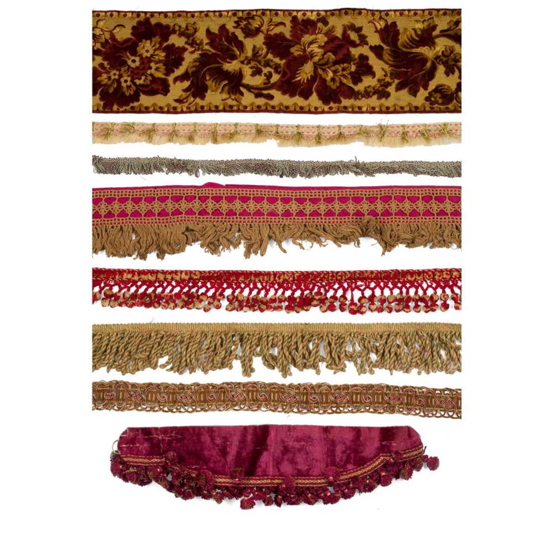 LARGE QUANTITY OF PASSIMENTERIE 19TH/ EARLY 20TH CENTURY - Image 2 of 2