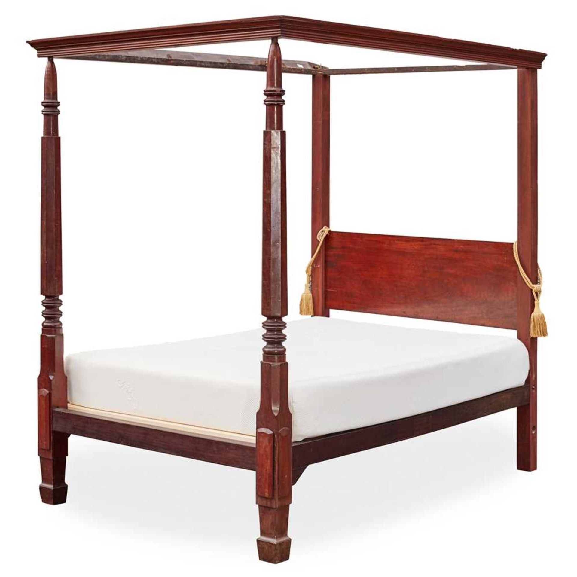 GEORGE III MAHOGANY FOUR POSTER BED LATE 18TH CENTURY - Bild 2 aus 2