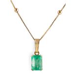 An emerald set pendant