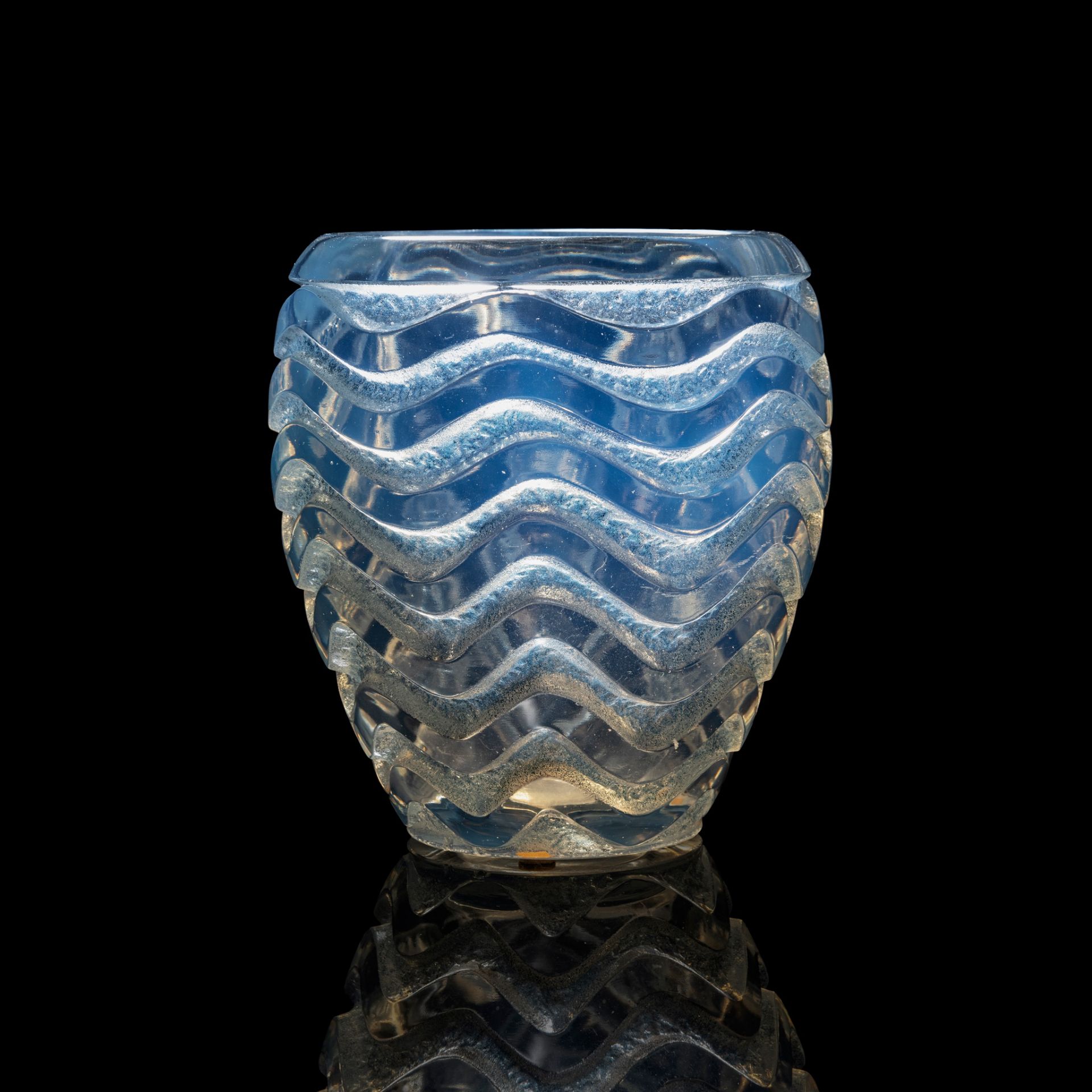 RENÉ LALIQUE (FRENCH 1860-1945) MEANDRES VASE, NO. 10-876