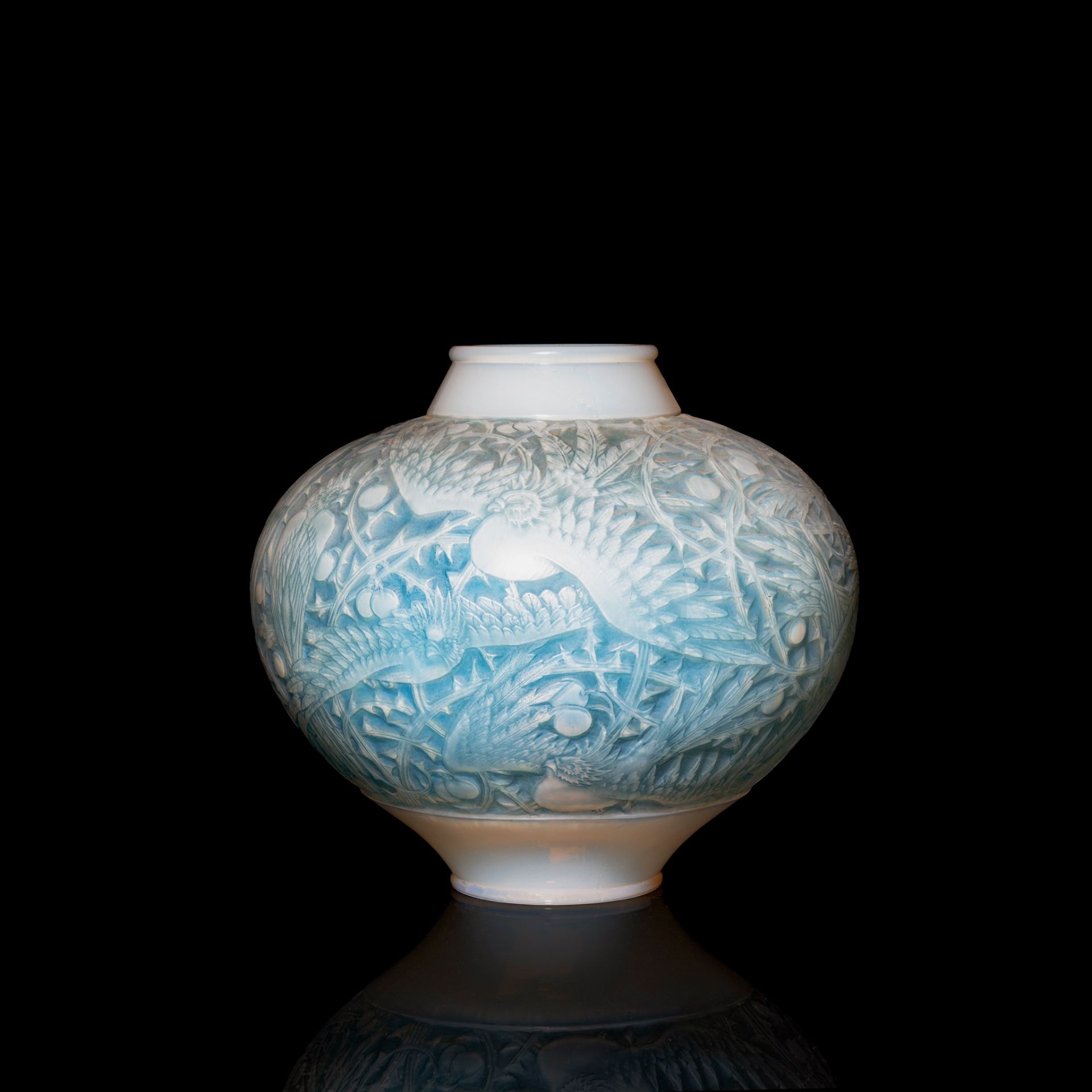 ‡ RENÉ LALIQUE (FRENCH 1860-1945) ARAS VASE, NO. 919 - Image 2 of 2