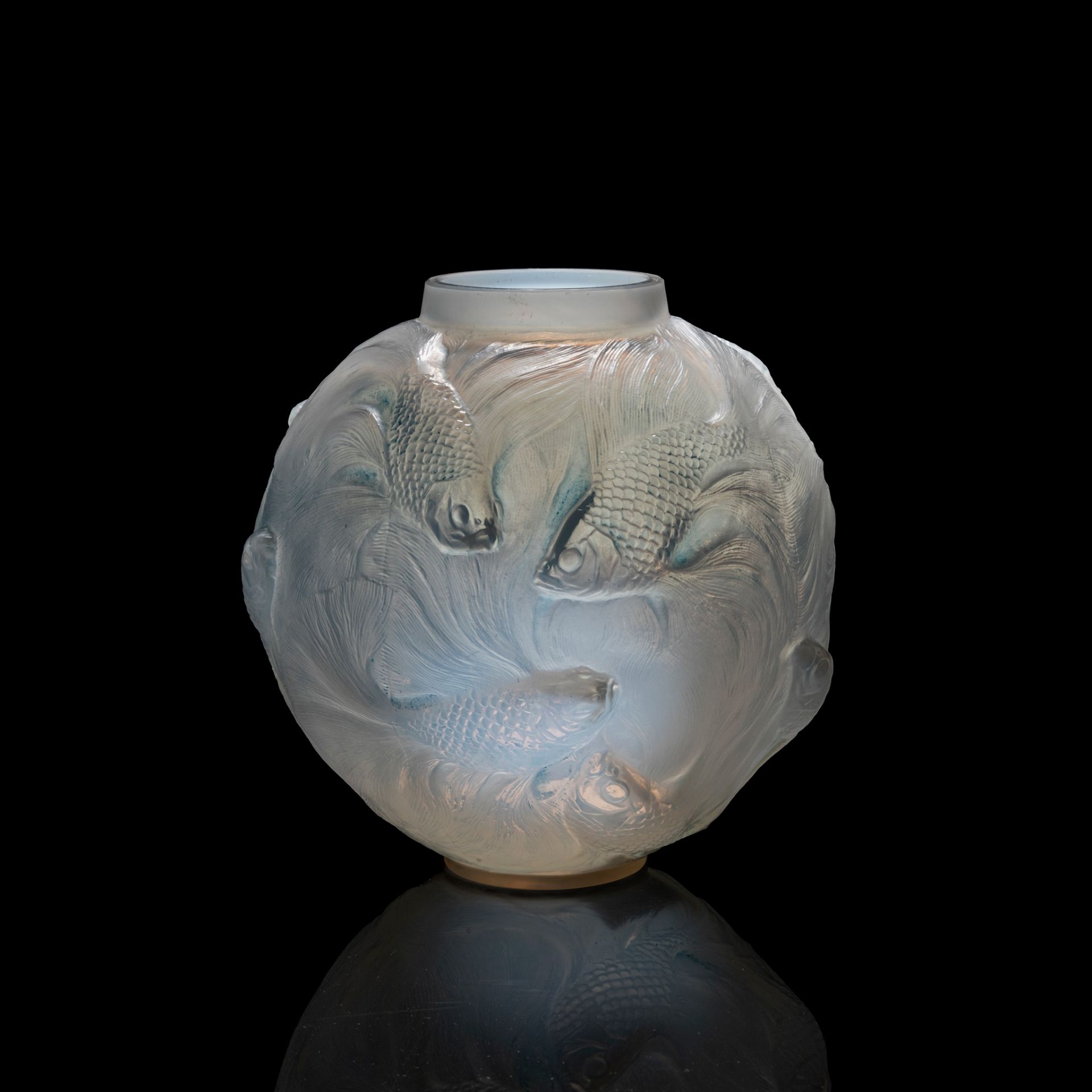 RENÉ LALIQUE (FRENCH 1860-1945) FORMOSE VASE, NO. 934