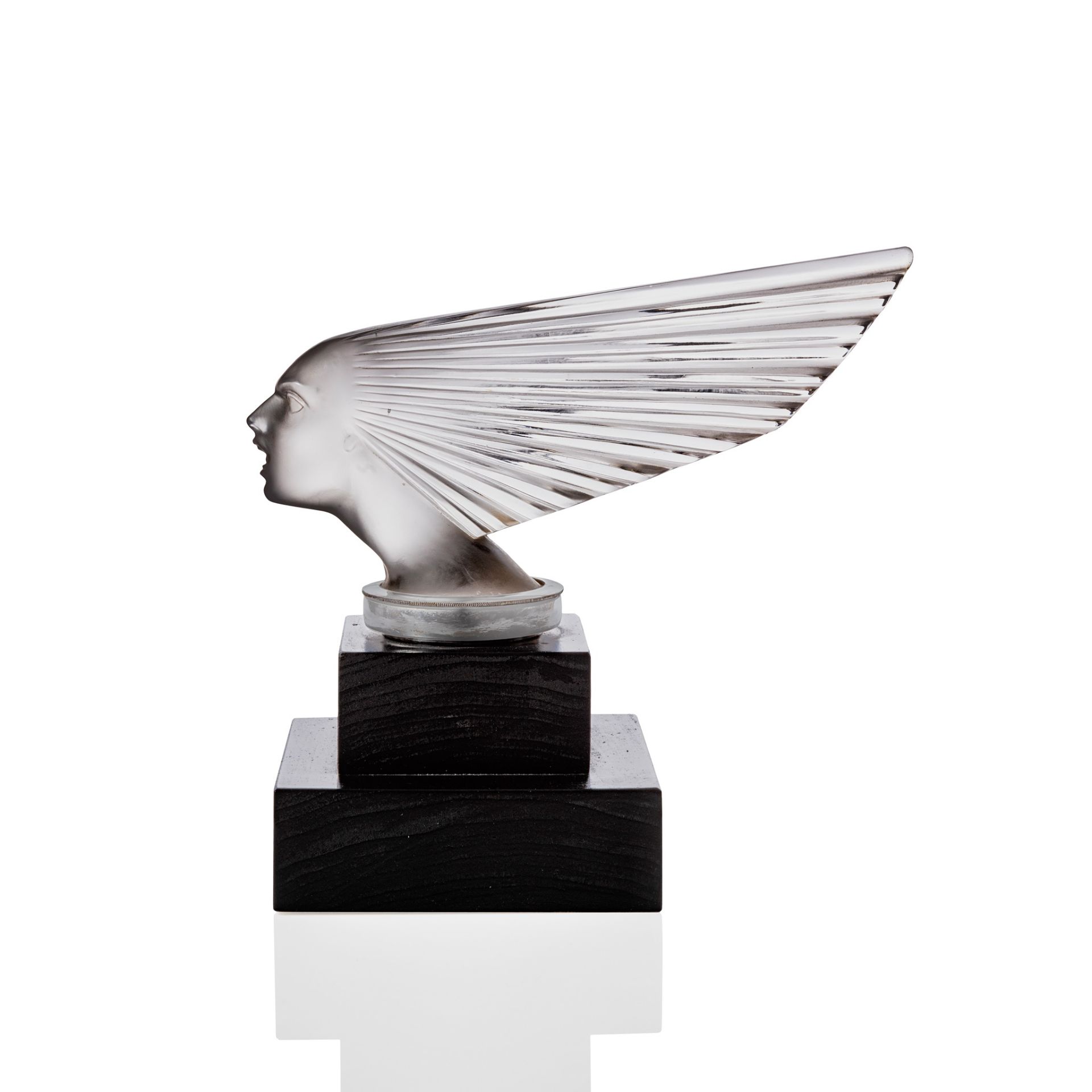 ‡ RENÉ LALIQUE (FRENCH 1860-1945) VICTOIRE CAR MASCOT, NO. 1147