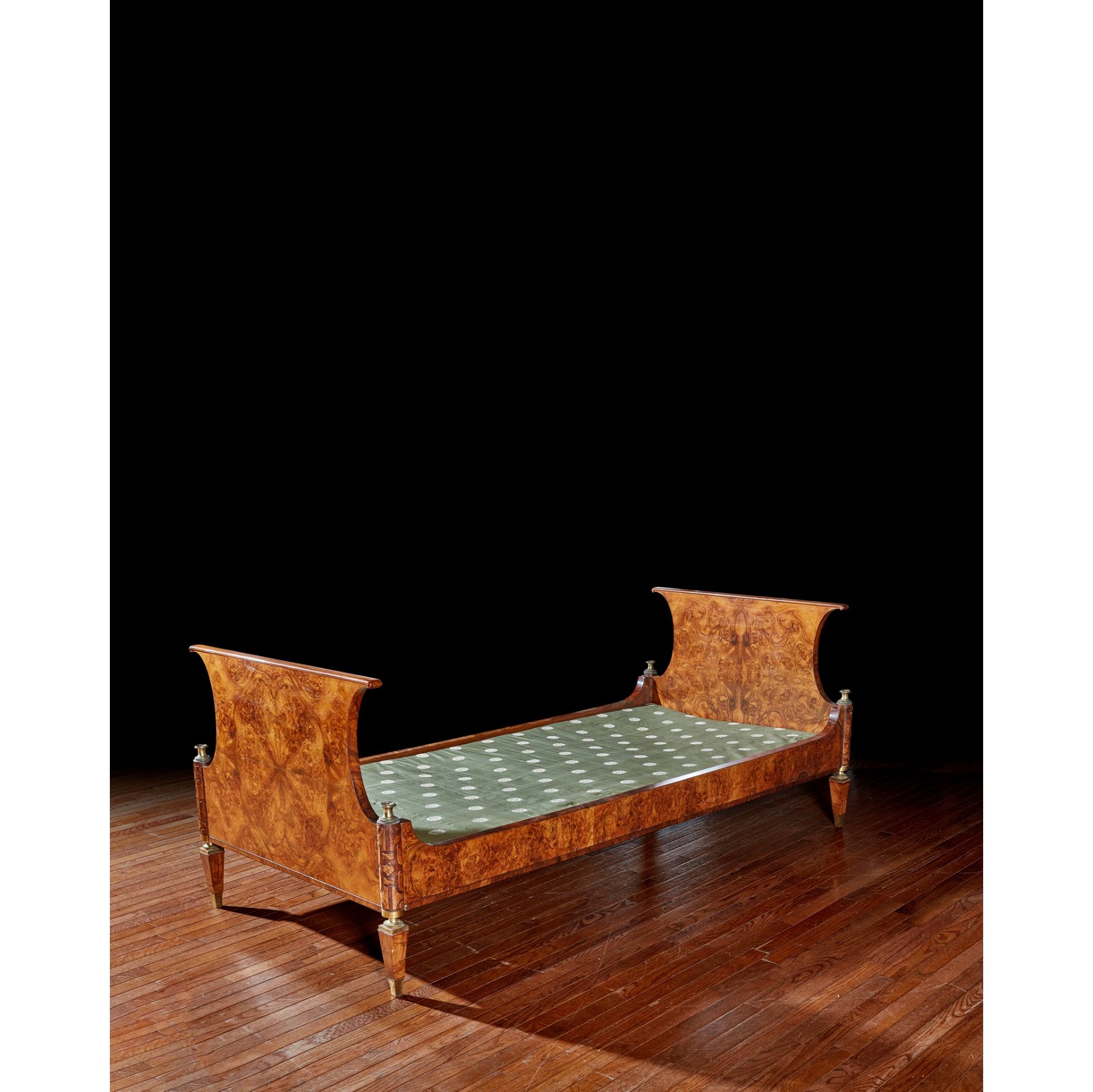 ◆ GIO PONTI (ITALIAN 1891-1979) IMPORTANT DAYBED, 1927 - Image 2 of 5