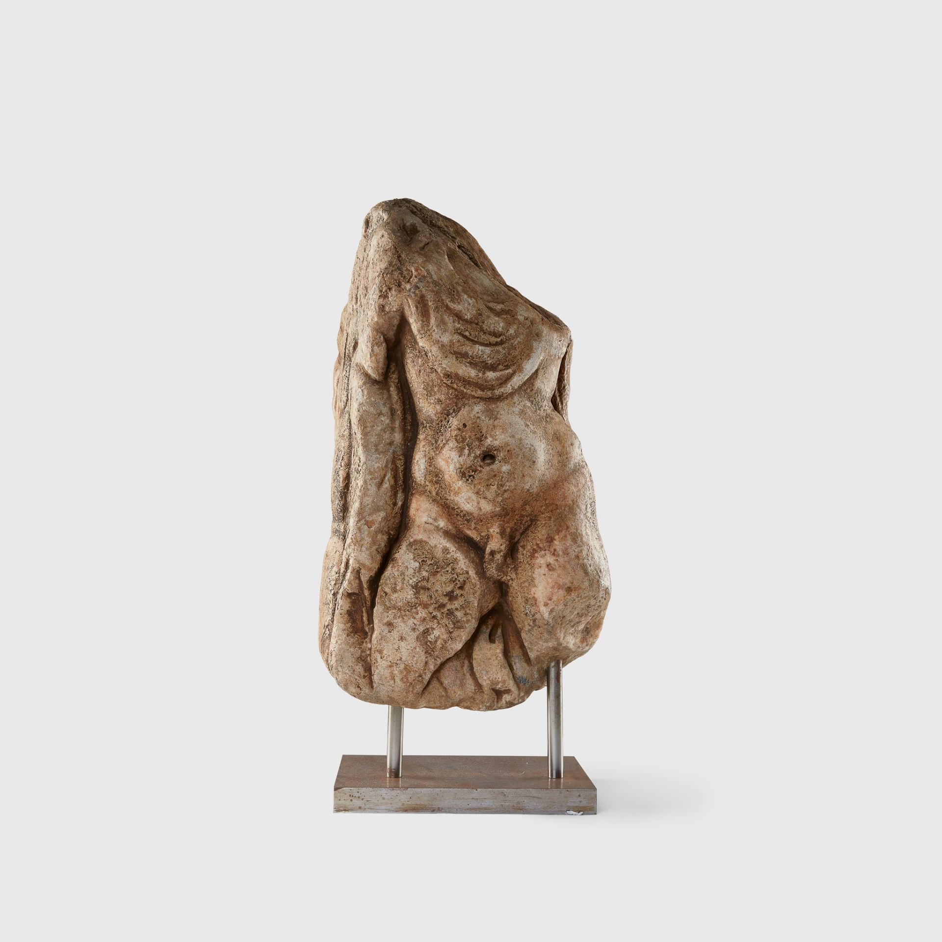 ROMAN SARCOPHAGUS CORNER FRAGMENT OF HERCULES NEAR EAST, 2ND - 3RD CENTURY A.D. - Image 7 of 7