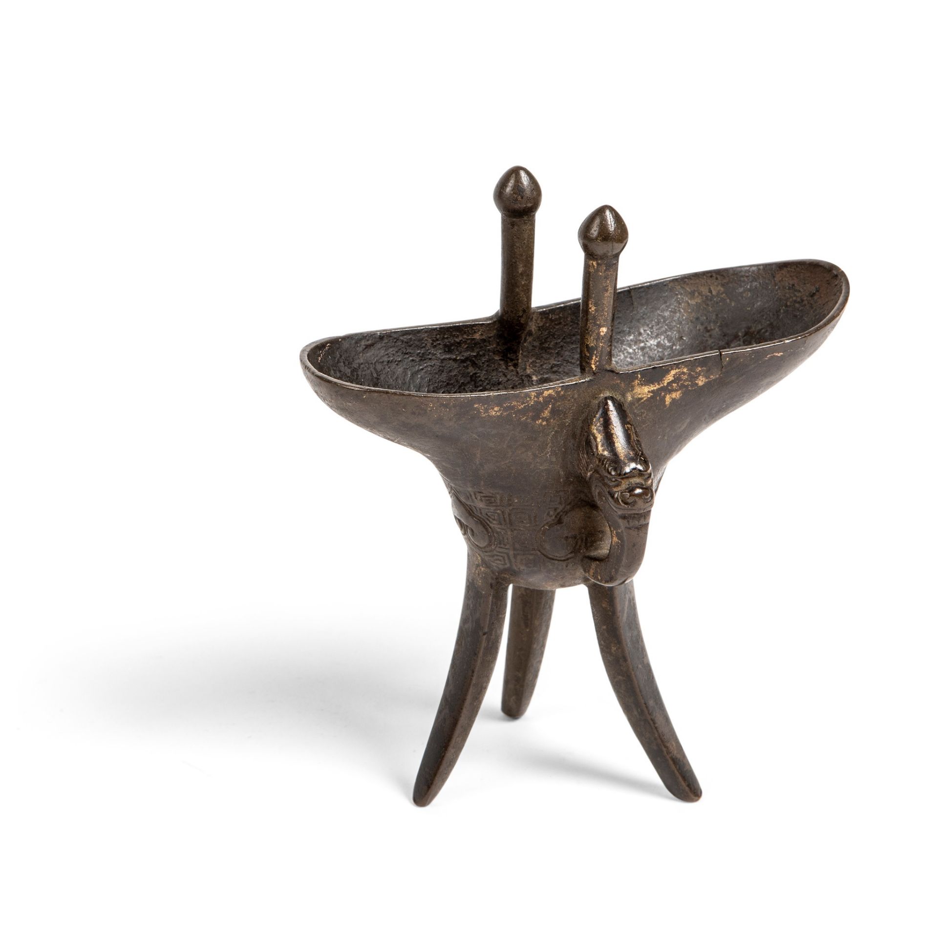 BRONZE TRIPOD RITUAL WINE VESSEL, JUE MING TO QING DYANSTY, 17TH-18TH CENTURY