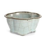 GE-TYPE CRACKLE-GLAZED LOBED WASHER POSSIBLY YUAN TO MING DYNASTY