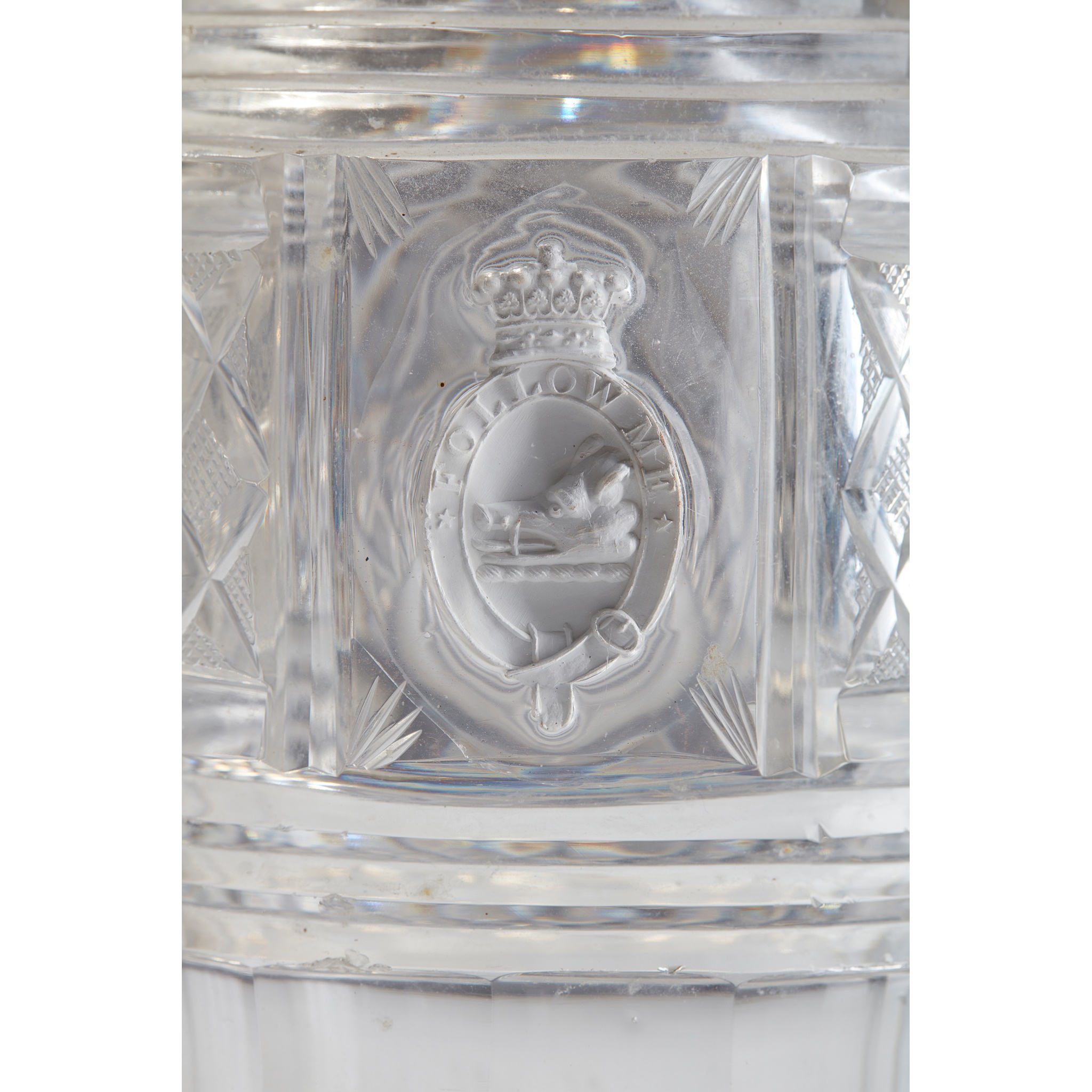PAIR OF FULL BOTTLE DECANTERS BEARING THE BREADALBANE CREST AND MOTTO EARLY 19TH CENTURY - Image 4 of 8