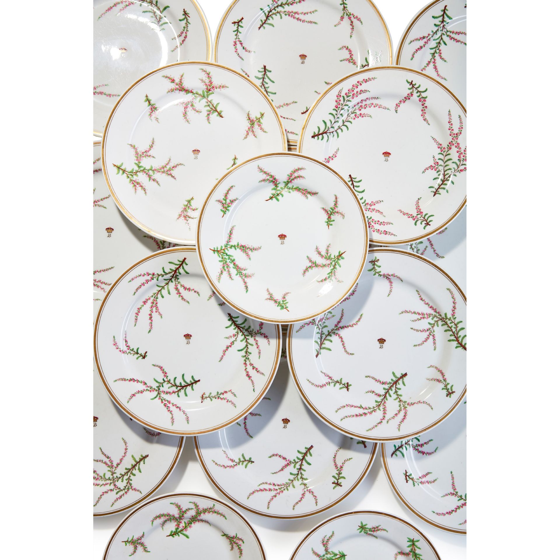 THE BREADALBANE HEATHER PATTERN WORCESTER PORCELAIN BREAKFAST SERVICE CIRCA 1840 - Image 4 of 7