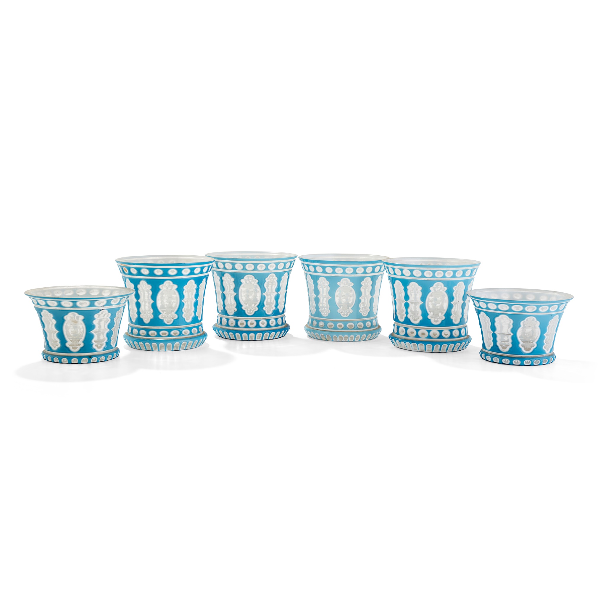 COLLECTION OF BOHEMIAN LAYERED GLASS FINGER BOWLS AND POSY BOWLS ENGRAVED WITH THE BREADALBANE