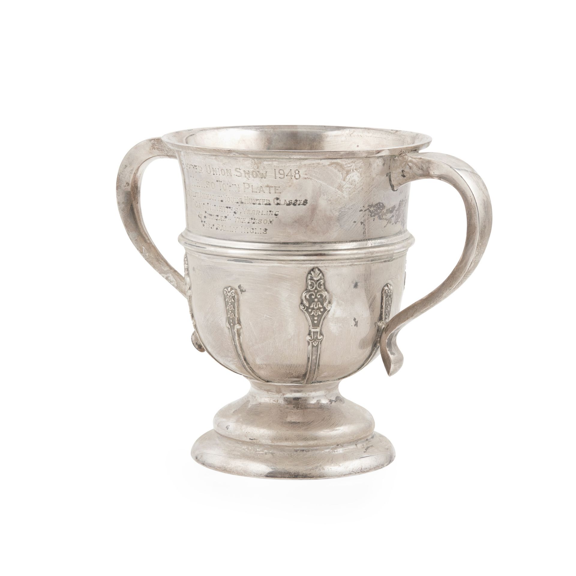 An Edwardian twin handled cup