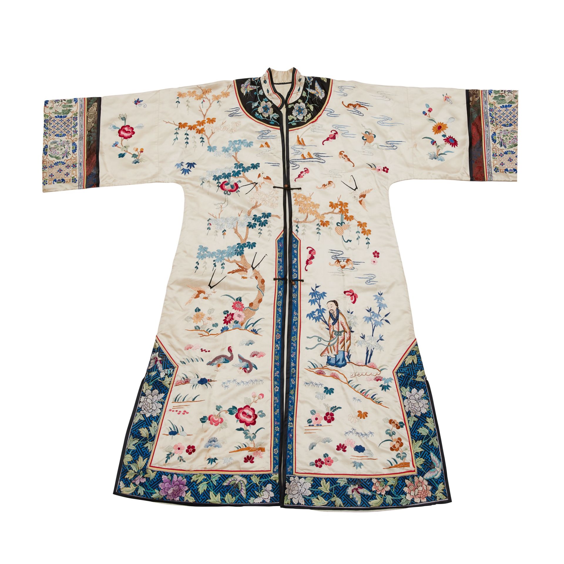 IVORY GROUND SILK EMBROIDERED LADY'S ROBE LATE QING DYNASTY-REPUBLIC PERIOD, 19TH-20TH CENTURY - Image 3 of 3