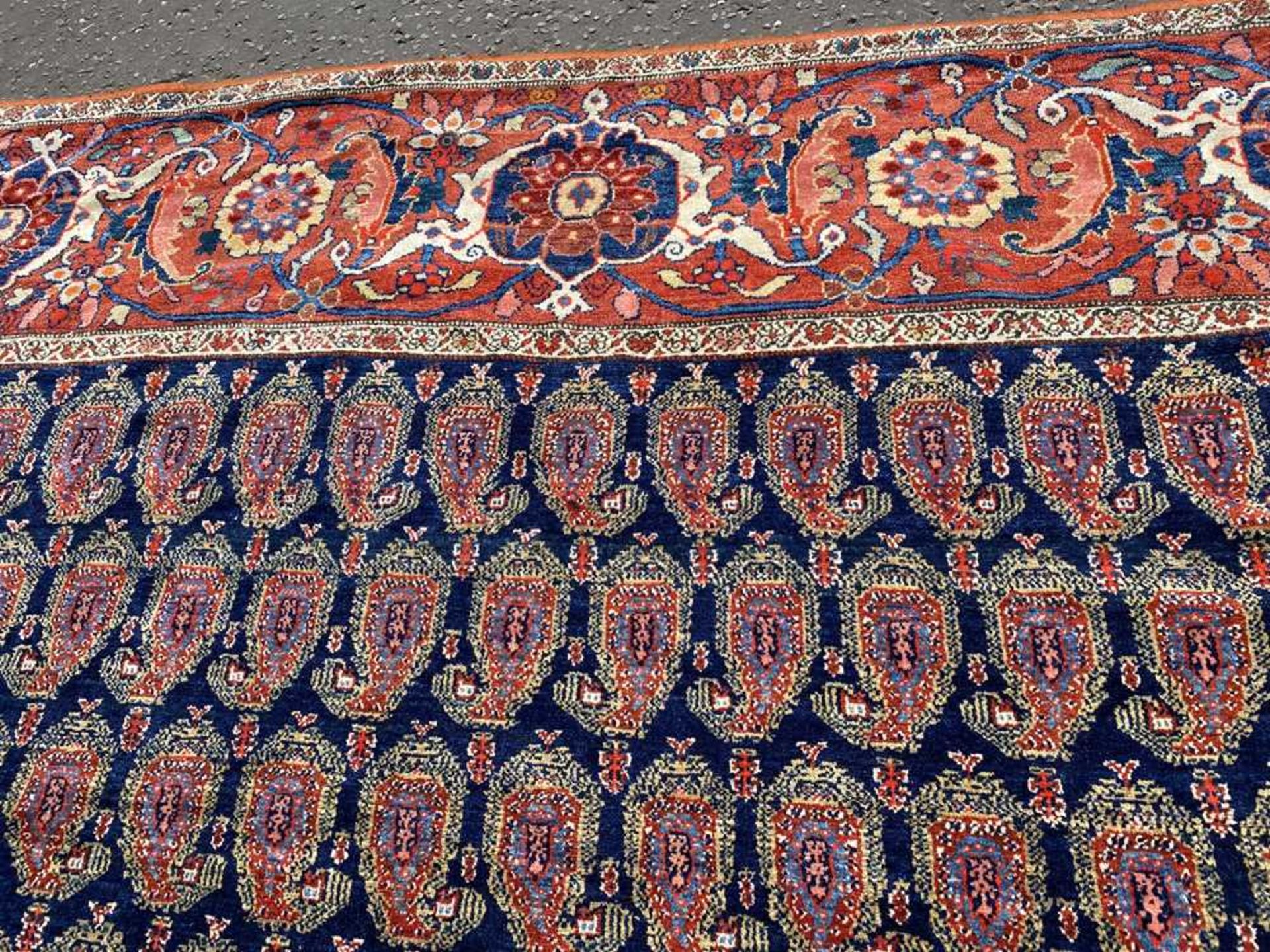 LARGE BAKHTIARI CARPET WEST PERSIA, LATE 19TH/EARLY 20TH CENTURY - Image 3 of 8