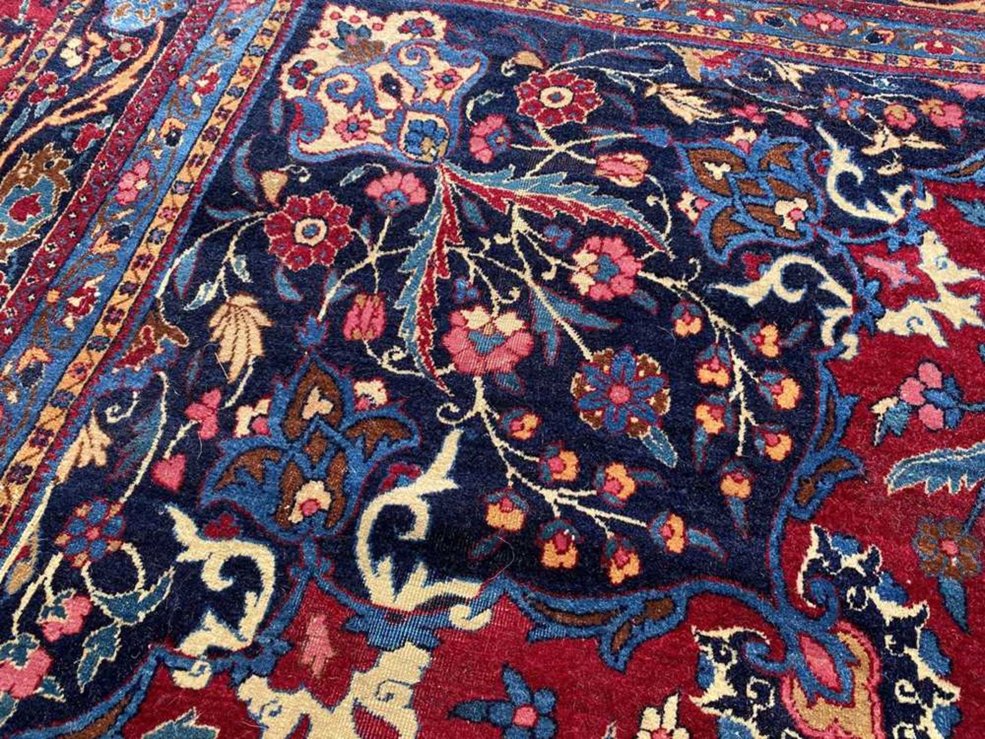 KIRMAN CARPET CENTRAL PERSIA, EARLY 20TH CENTURY - Image 5 of 6