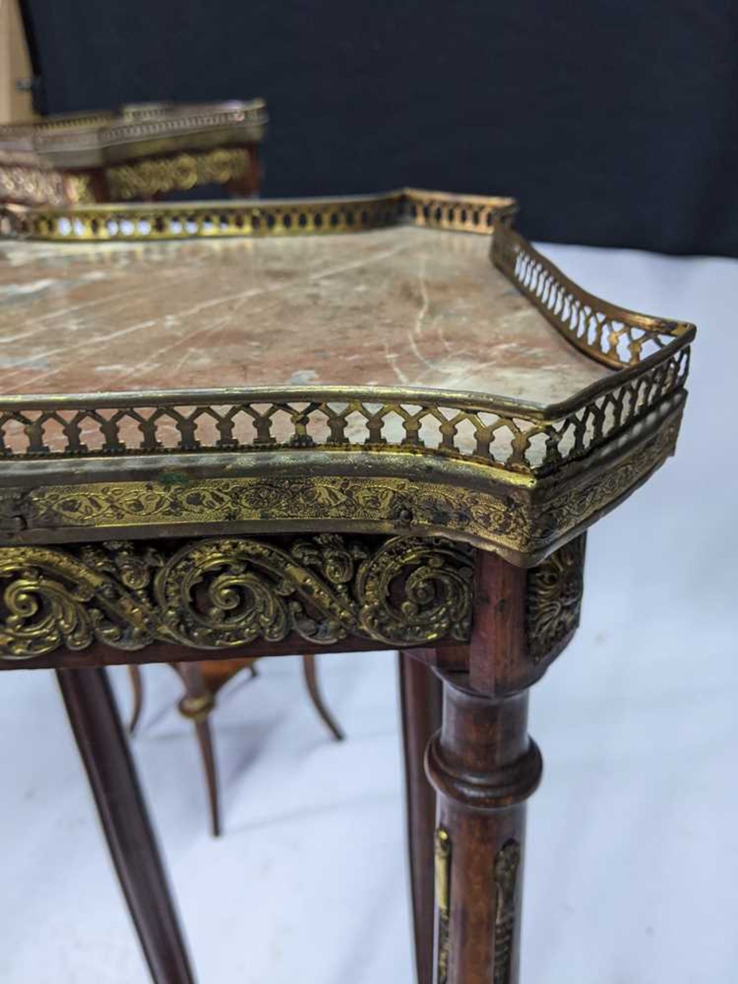 PAIR OF LOUIS XVI STYLE STAINED BEECH, MARBLE AND GILT METAL TORCHERE STANDS EARLY 20TH CENTURY - Image 8 of 12