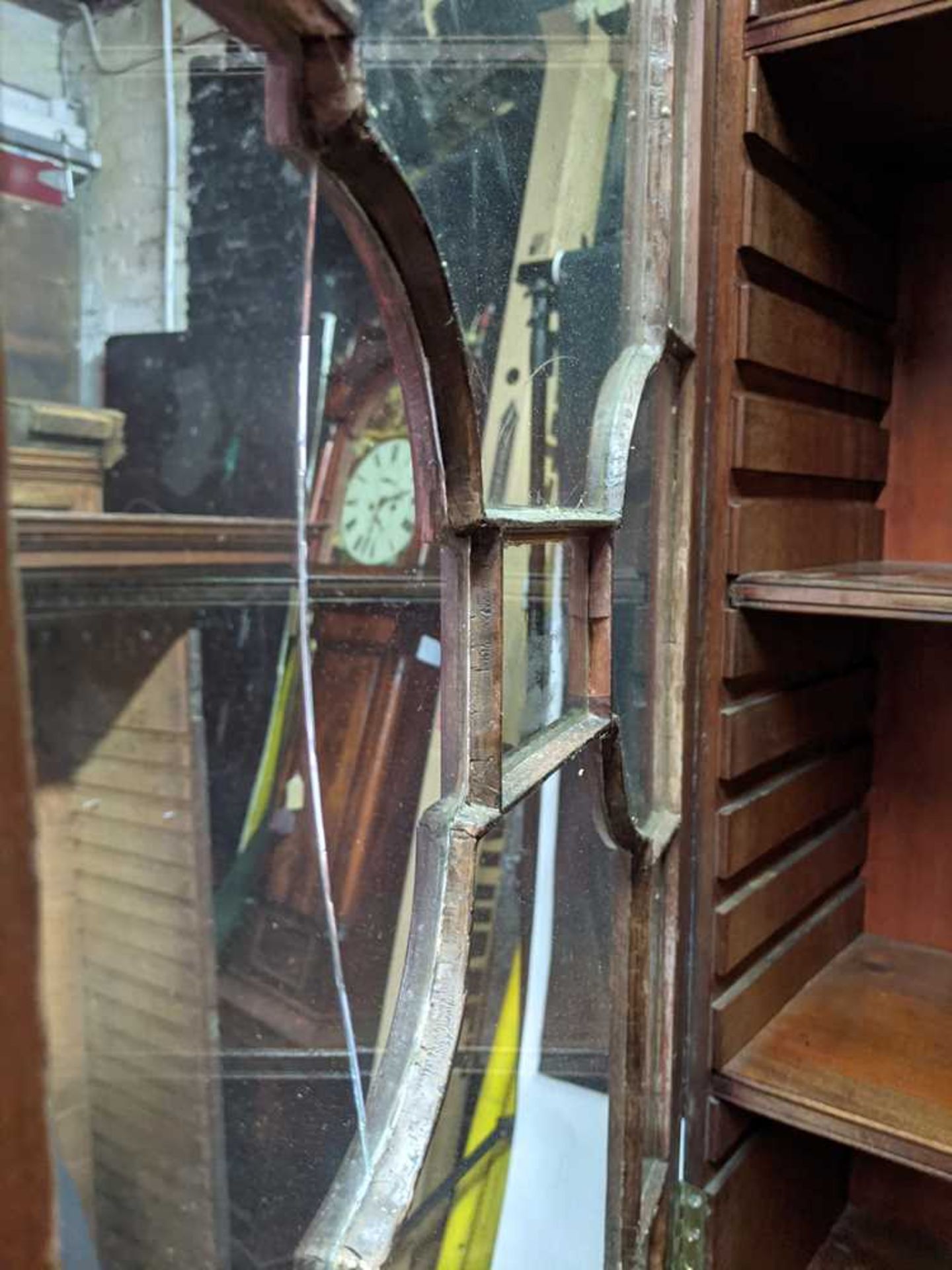 GEORGE III MAHOGANY SECRETAIRE BOOKCASE CABINET LATE 19TH CENTURY, THE TOP ASSOCIATED - Bild 16 aus 17