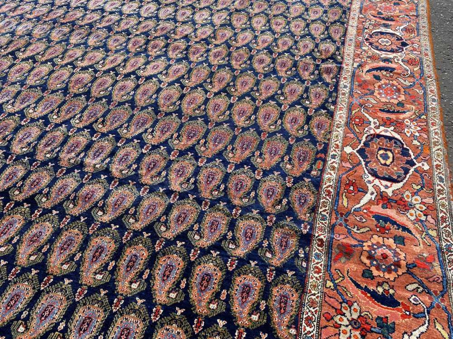 LARGE BAKHTIARI CARPET WEST PERSIA, LATE 19TH/EARLY 20TH CENTURY - Image 5 of 8