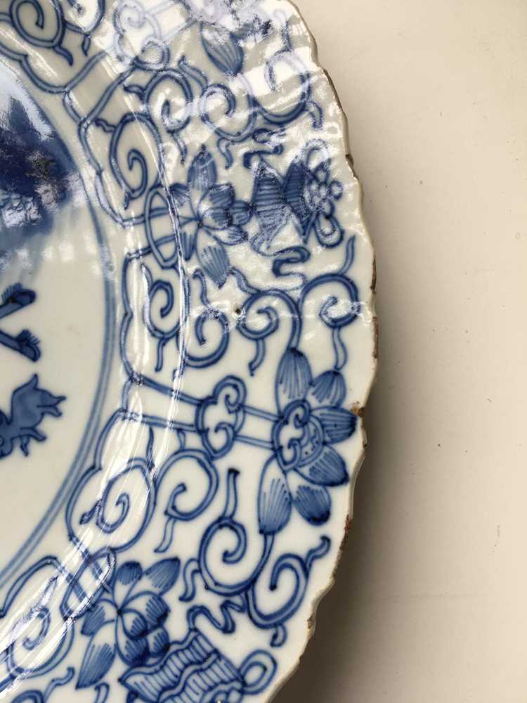 GROUP OF EIGHT BLUE AND WHITE PLATES QING DYNASTY, 18TH CENTURY - Image 6 of 46