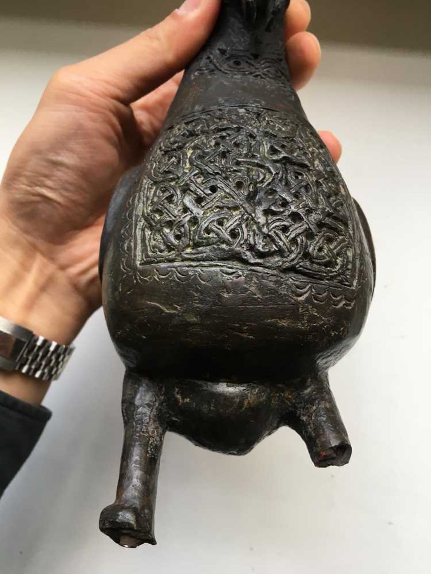 KHORASAN BRONZE INCENSE BURNER IN THE FORM OF A COCKEREL PERSIA, 12TH CENTURY - Image 8 of 14