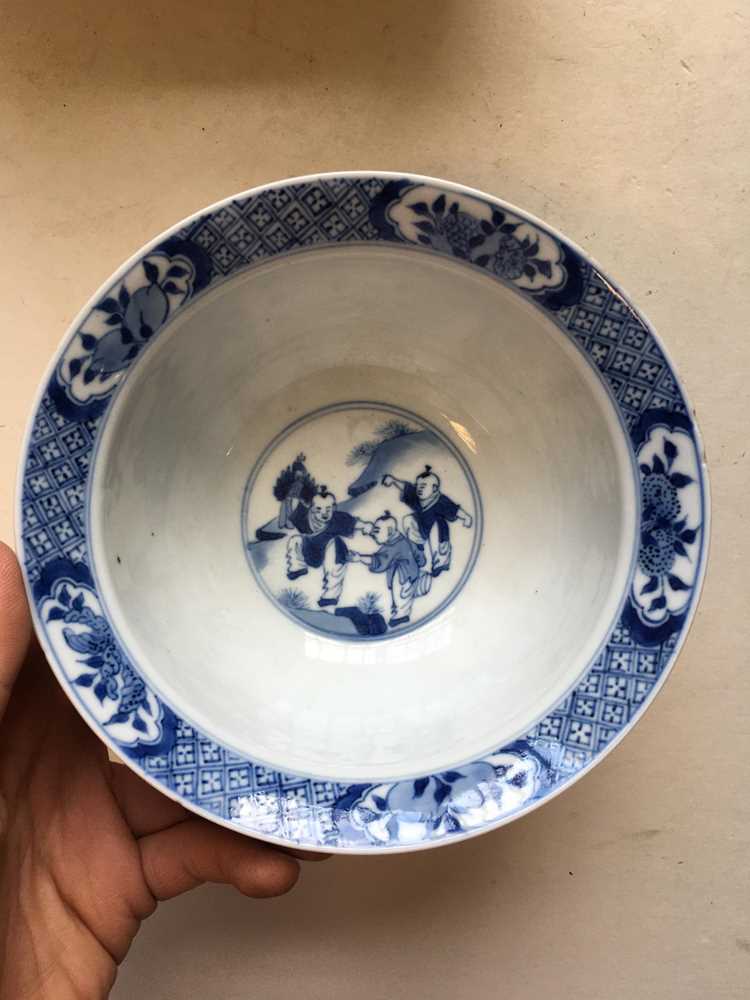 (A PRIVATE SCOTTISH COLLECTION, LOT 98-101) GROUP OF ELEVEN BLUE AND WHITE WARES QING DYNASTY, 18TH - Image 35 of 54