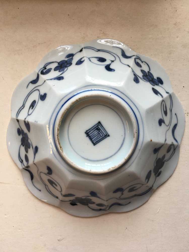 (A PRIVATE SCOTTISH COLLECTION, LOT 98-101) GROUP OF ELEVEN BLUE AND WHITE WARES QING DYNASTY, 18TH - Image 32 of 54
