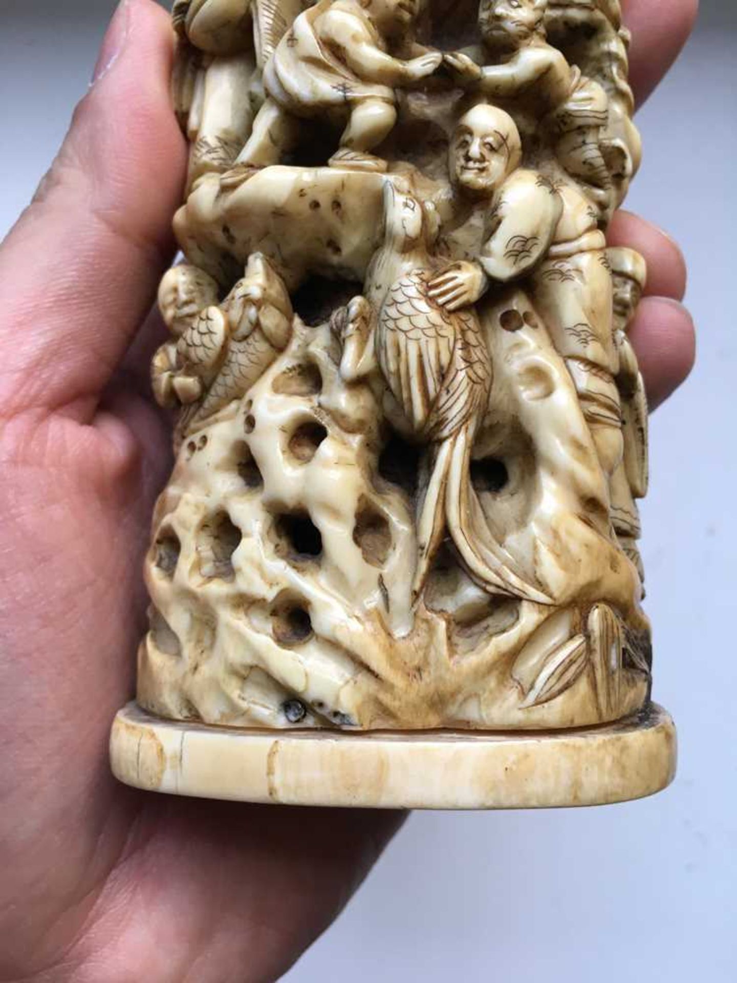 GROUP OF FIVE JAPANESE IVORY CARVINGS MEIJI PERIOD - Image 17 of 65