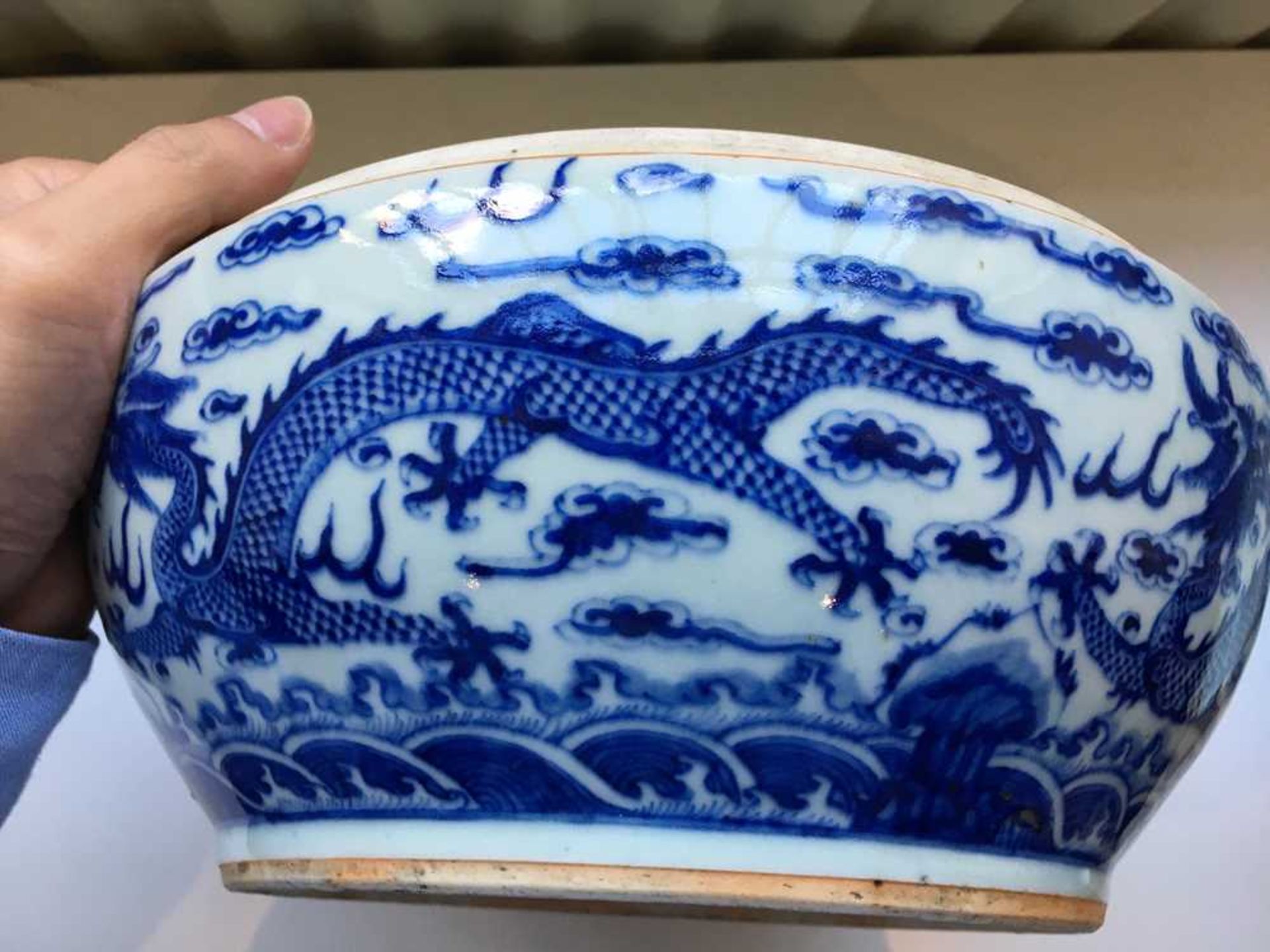 BLUE AND WHITE 'DRAGON' CIRCULAR BOX AND COVER 19TH-20TH CENTURY - Bild 13 aus 34