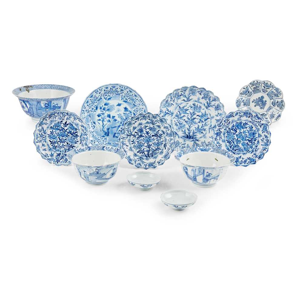 (A PRIVATE SCOTTISH COLLECTION, LOT 98-101) GROUP OF ELEVEN BLUE AND WHITE WARES QING DYNASTY, 18TH