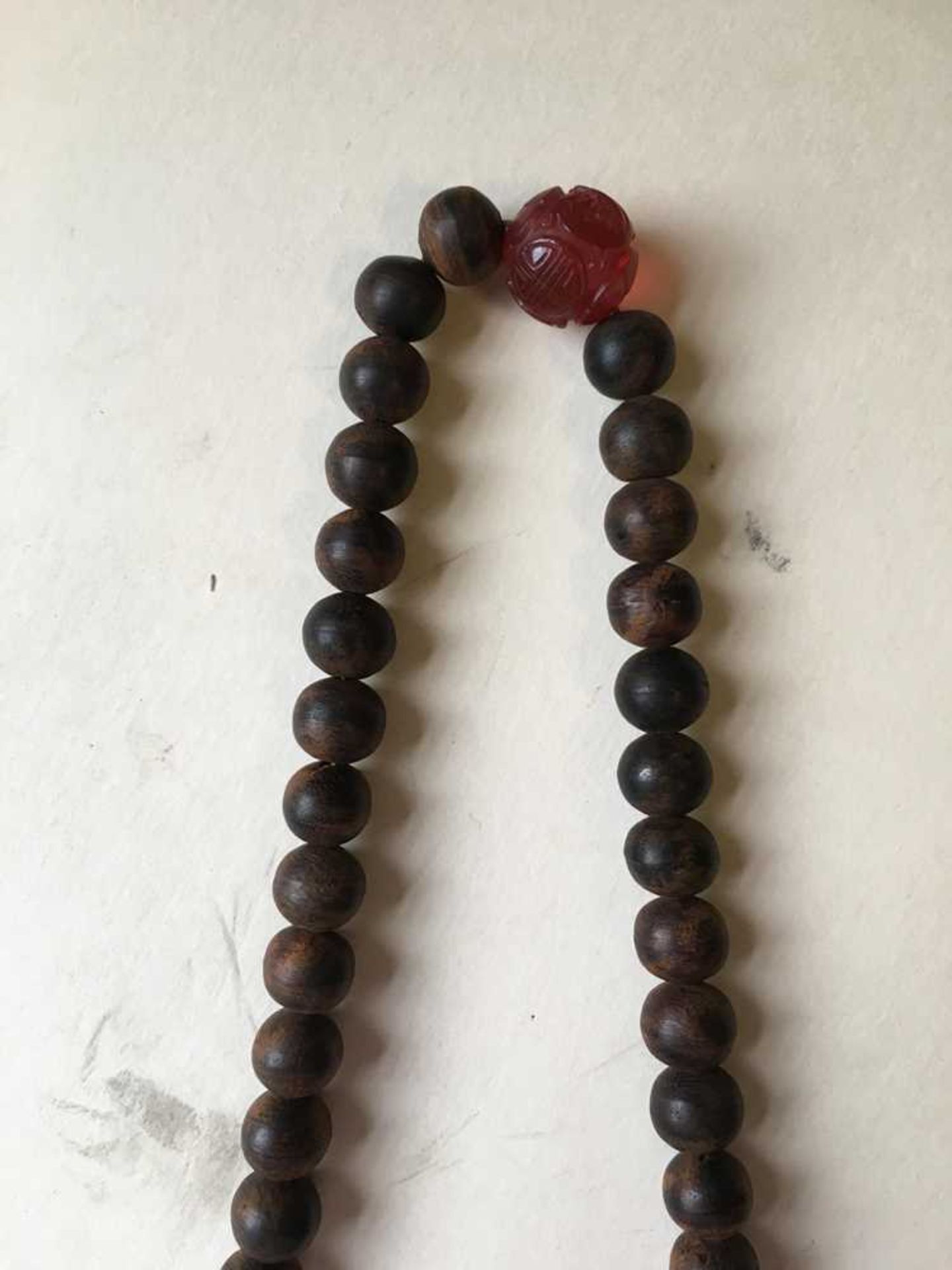 AGARWOOD AND MULTI-GEMSTONE COURT NECKLACE AND ROSARY - Image 9 of 16