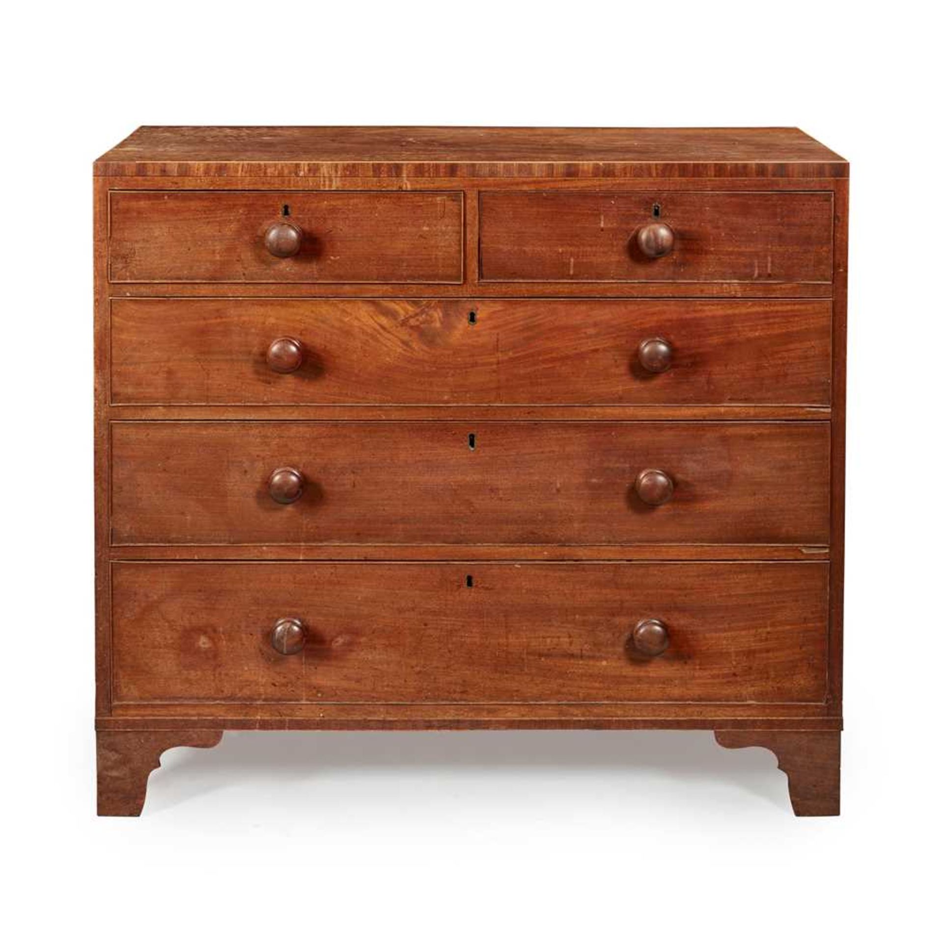A LATE GEORGIAN MAHOGANY CHEST OF DRAWERS EARLY 19TH CENTURY