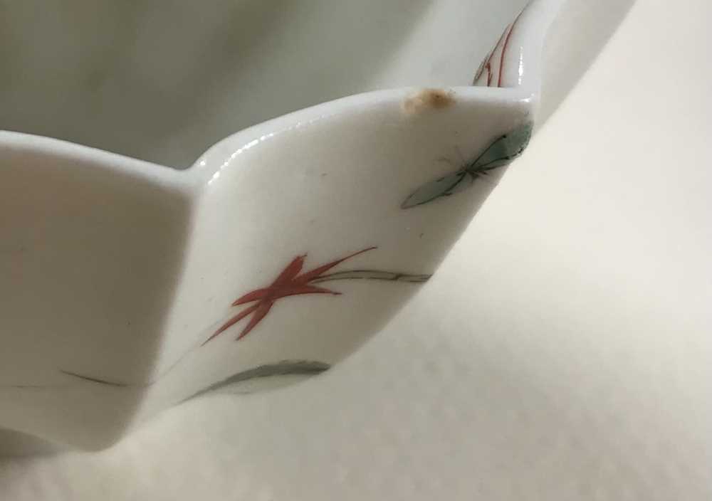 A PAIR OF RARE WORCESTER TEABOWLS AND SAUCERS CIRCA 1752 - Image 8 of 16