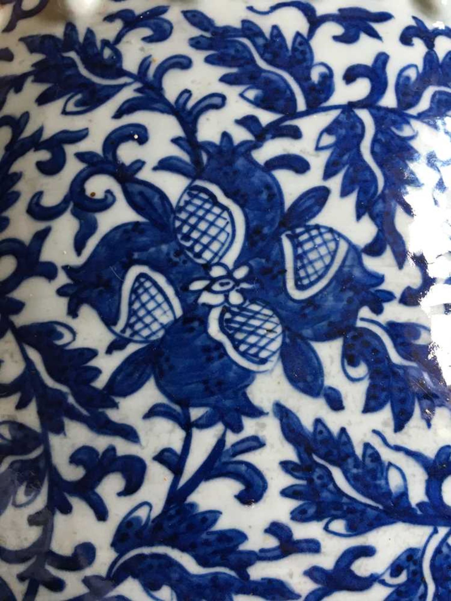 A PAIR OF CHINESE BLUE AND WHITE PORCELAIN GARDEN SEATS 20TH CENTURY - Bild 9 aus 28