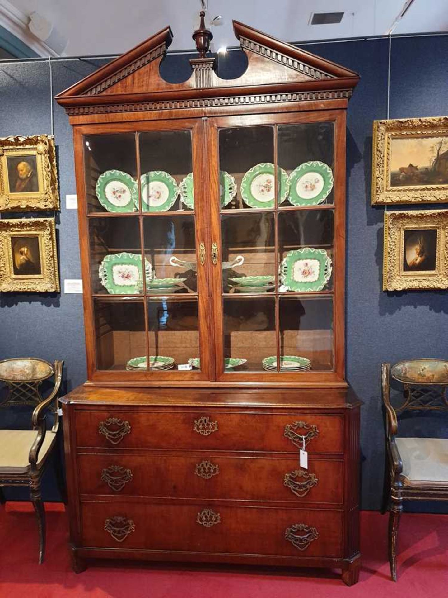 A DUTCH MAHOGANY BOOKCASE ON CHEST LATE 18TH CENTURY - Image 5 of 10