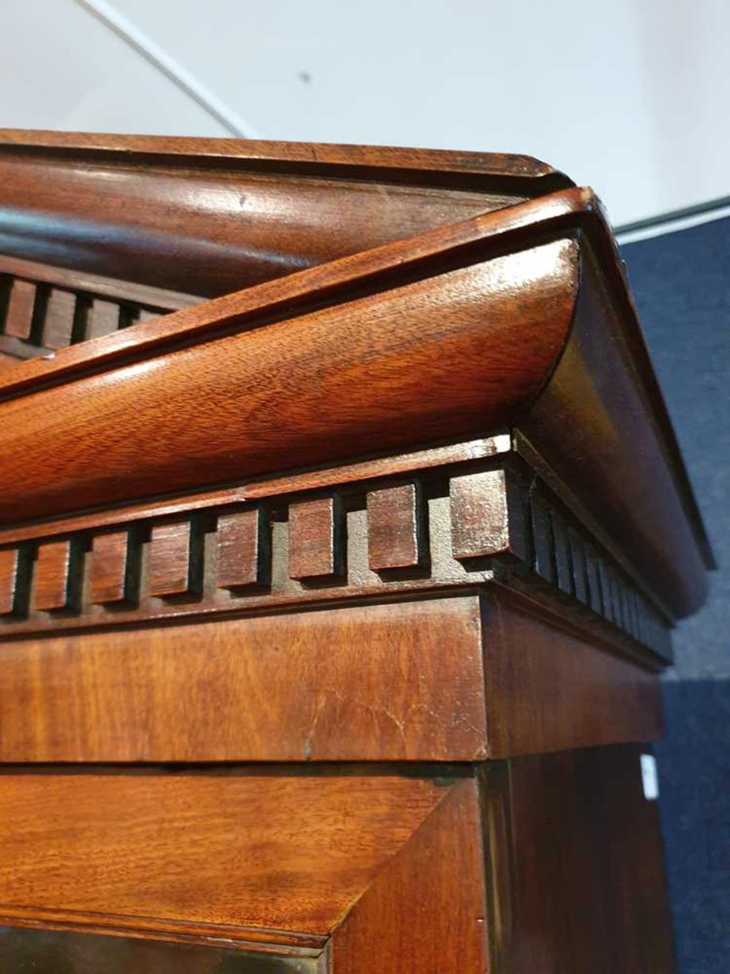 A DUTCH MAHOGANY BOOKCASE ON CHEST LATE 18TH CENTURY - Image 8 of 10