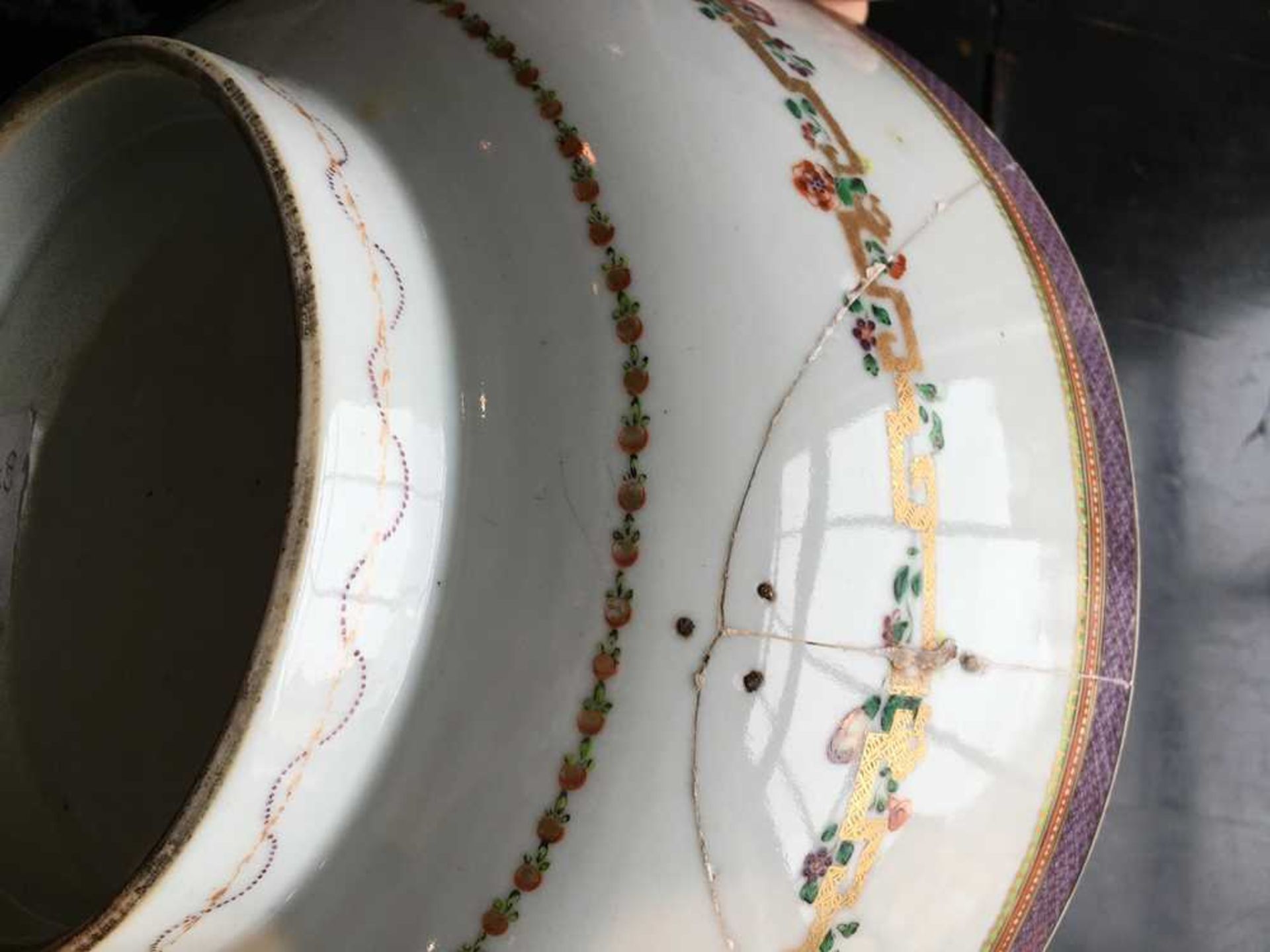 TWO CHINESE EXPORT PORCELAIN PUNCH BOWLS QING DYNASTY, LATE 18TH/19TH CENTURY - Image 33 of 33