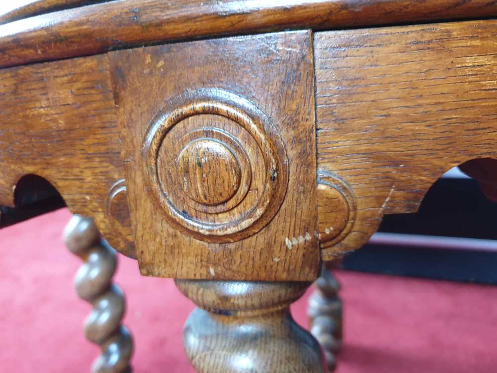 A JACOBEAN REVIVAL OAK OCCASIONAL TABLE EARLY 20TH CENTURY - Image 5 of 10