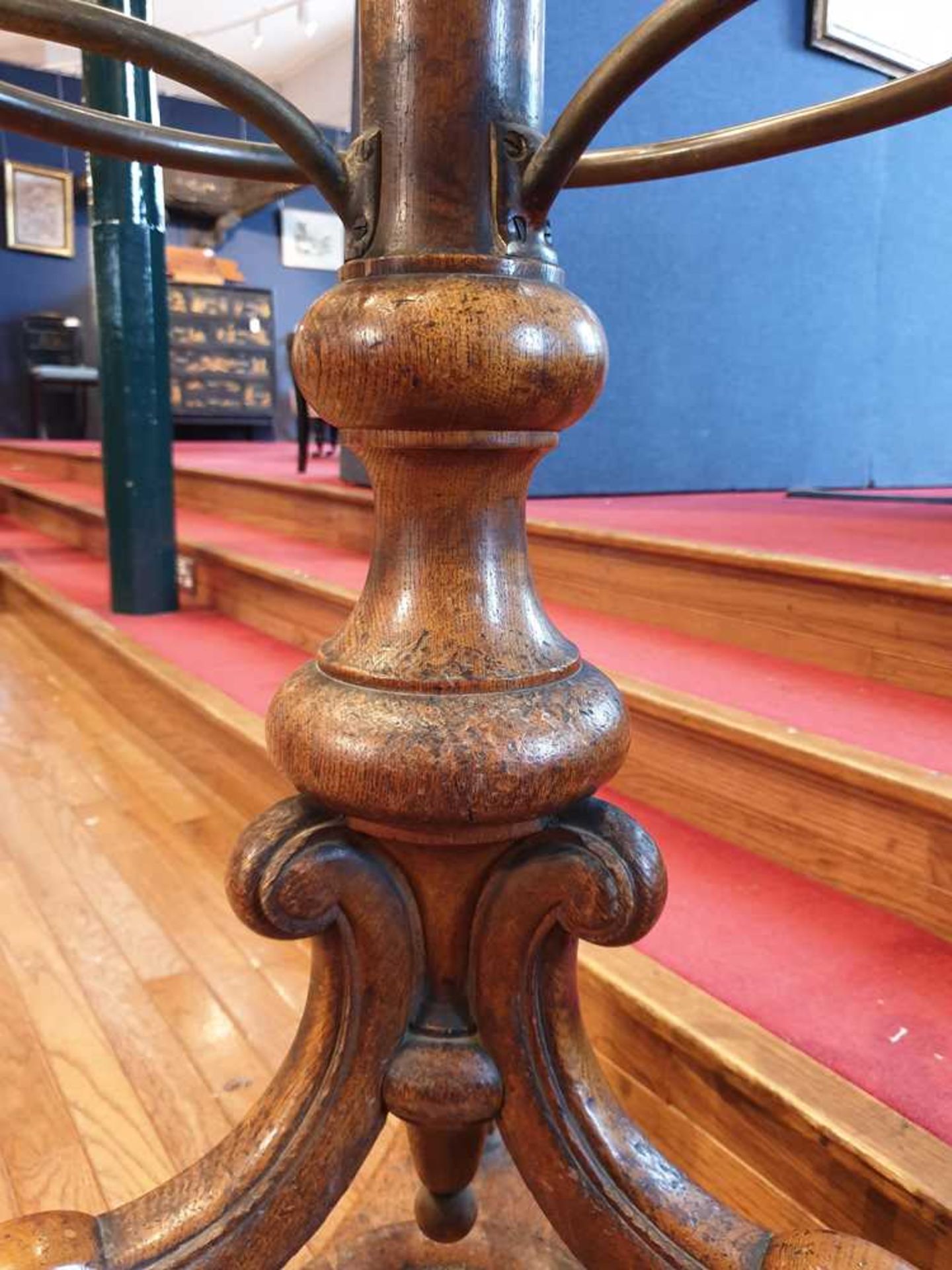 A VICTORIAN OAK COAT AND HAT STAND MID/LATE 19TH CENTURY - Image 3 of 10