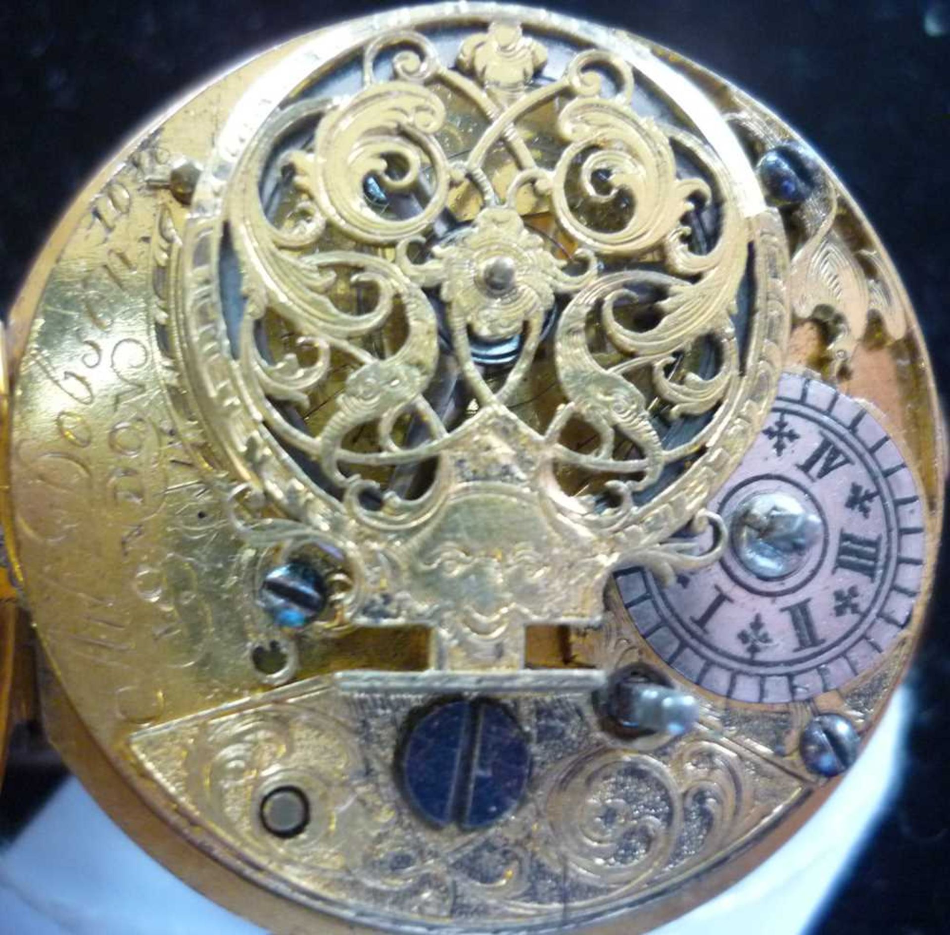 A MID 18TH CENTURY GOLD PAIR CASED VERGE WATCH ART. DOBSON, LONDON CIRCA 1742 - Image 7 of 10